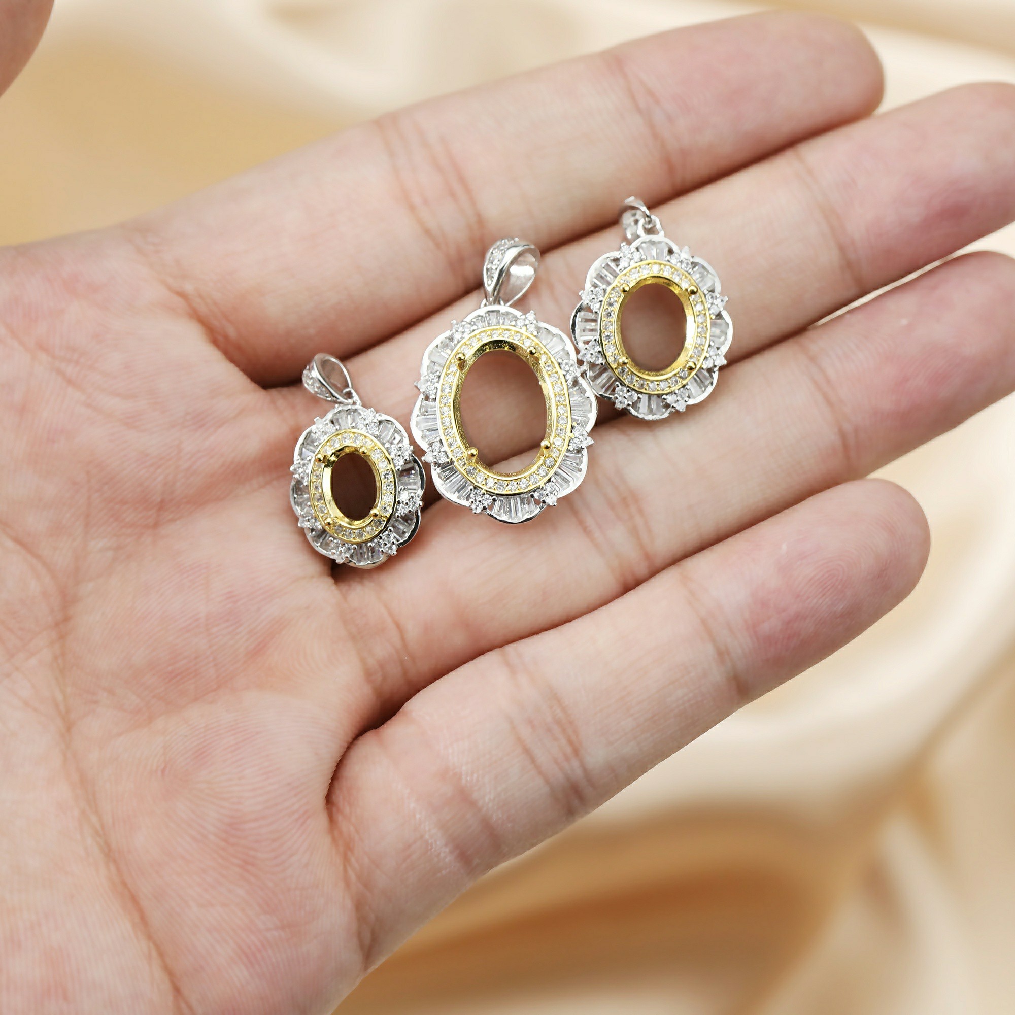 Nhiều Kích Thước Hình Bầu Dục  - đánh giá và giá Bezels Set Pendant